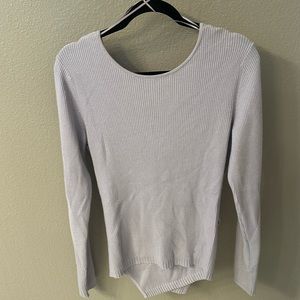Lululemon lilac sweater